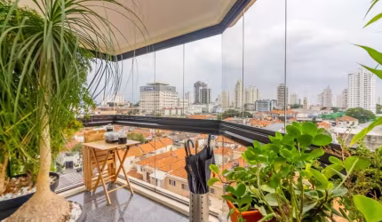 Apartamento tipo para venda com 3 quartos, sendo 1 suíte, 140m²