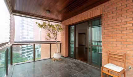 Apartamento tipo para venda com 3 quartos, sendo 3 suítes, 325m²
