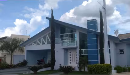 Casa no condomínio Jardim dos Lagos para venda com 4 quartos, sendo 4 suítes, 300m²