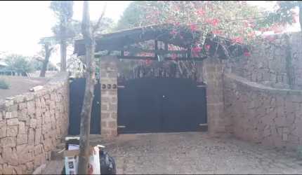 Casa no condomínio TERRAS DE ITAICI para venda com 4 quartos, sendo 4 suítes, 370m²
