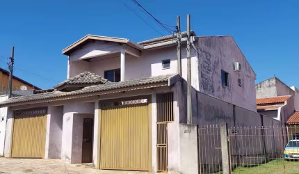 Sobrado para venda com 5 quartos, sendo 1 suíte, 192m²