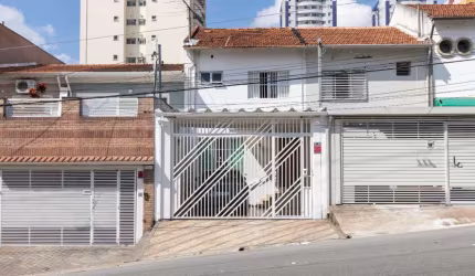 Casa tipo para venda com 4 quartos, 150m²