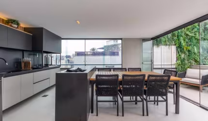Cobertura para venda com 2 quartos, sendo 2 suítes, 195m²
