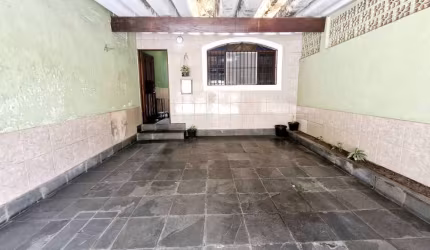 Casa tipo para venda com 2 quartos, sendo 1 suíte, 92m²