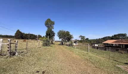 Sítio com 4 dormitórios à venda, 133100 m² por R$ 2.500.000,00 - Zona Rural - Botucatu/SP