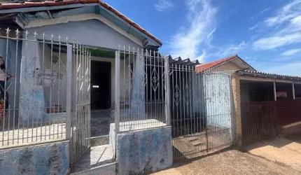 Casa com 3 dormitórios à venda, 70 m² por R$ 200.000,00 - Vila Maria - Botucatu/SP