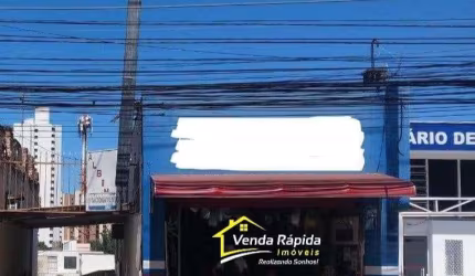 Área no Centro de Jundiaí-SP  Excelente localização  400 m² de terreno   316 m² de área construída