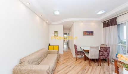 Edifício Casa Blanca - Apto Semi mobiliado Ultimo andar no bairro Novo Mundo 59m² 3 quartos