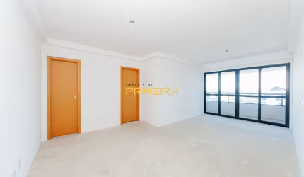 Elegância e Conforto no Bacacheri – 3 Suítes e 3 Vagas no Ed. Cabral Hills!