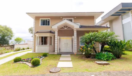 Cond. Villagio - Casa 4 dormitórios (2suítes), 5 banheiros e 5 vagas no São Braz