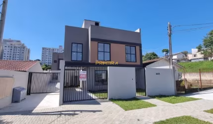 Cond. Denver - Casa 3 dormitórios (1 suíte), 2 banheiros e 2 vagas no Lindóia