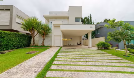 CASA EM CONDOMÍNIO PINEWOODS COM 4 QUARTOS, 4 SUÍTES