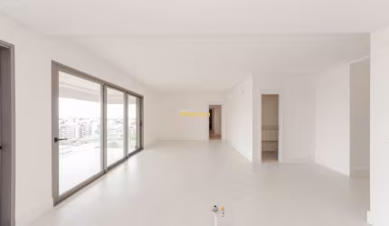 Apartamento Alto Padrão no Vitra 3 Suítes e 3 Vagas no Coração do Água Verde