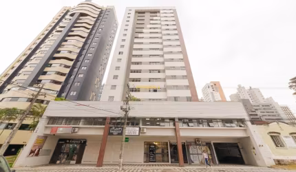Apartamento no Edifício Plaza Sevilla 2 quartos, 1 vaga no Cabral