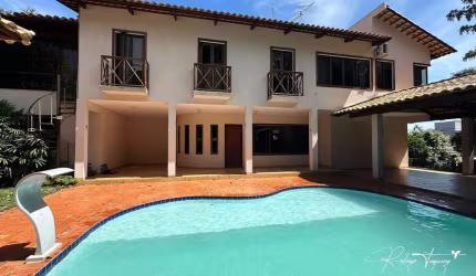 Casa com Vista para o Bosque e Lago no Aldeia do Vale – 5 Quartos, Lazer Completo
