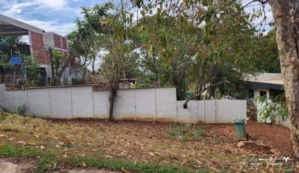 Terreno com plateau à venda no Aldeia do Vale – Pronto para construir o seu novo capítulo