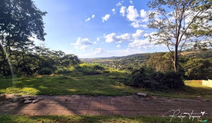 Terreno com Plateau Elevado à Venda no Aldeia do Vale – Vista Espetacular para o Condomínio