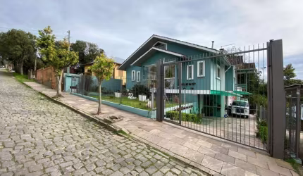 Casa à venda, 5 quartos, 1 suíte, 4 vagas, Chácaras - Garibaldi/RS
