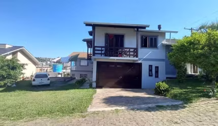 Casa à venda, 3 quartos, 2 vagas, Triângulo - Carlos Barbosa/RS