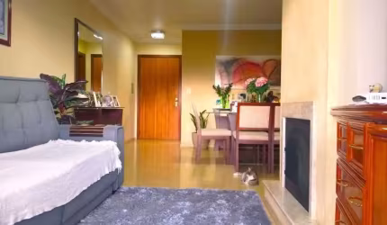 Apartamento à venda, 3 quartos, 1 suíte, 2 vagas, Centro - Carlos Barbosa/RS