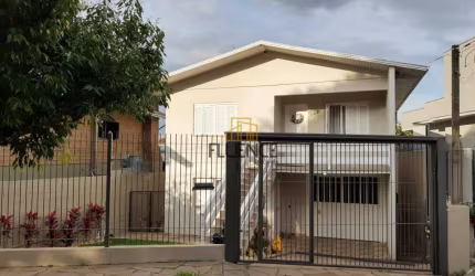 Casa à venda, 3 quartos, 1 vaga, Centro - Carlos Barbosa/RS