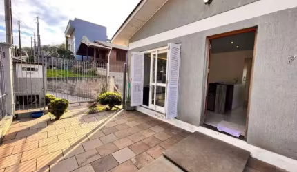 Casa à venda, 2 quartos, 3 vagas, Universitário - Bento Gonçalves/RS