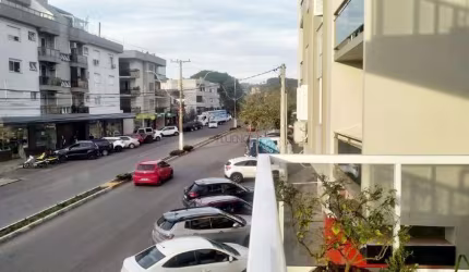 Apartamento à venda, 3 quartos, 1 suíte, 2 vagas, Centro - Garibaldi/RS