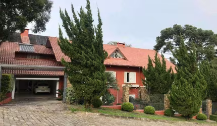 FLUENCE IMÓVEIS VENDE CASA EM ALVENARIA EM BENTO GONÇALVES NO BAIRRO JARDIM FLORESTA.