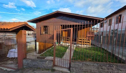 Maravilhosa casa mista no BAIRRO SANTA MARTA