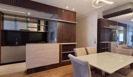 Apartamento à venda, 2 quartos, 1 suíte, 2 vagas, Centro - Garibaldi/RS