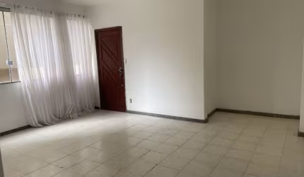 Alugo apartamento de 3 quartos  na rua Minas Gerais, bairro da Pitua