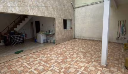 Sobrado com 5 dormitórios à venda, 180 m² por R$ 700.000,00 - Condomínio Verde Mar - Caraguatatuba/SP