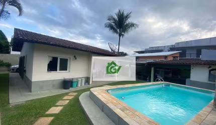 Casa com 4 dormitórios à venda, 200 m² por R$ 1.800.000,00 - Baraqueçaba - São Sebastião/SP