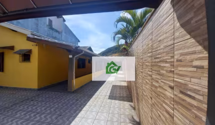 Casa com 2 dormitórios à venda, 160 m² por R$ 755.000,00 - Sumaré - Caraguatatuba/SP