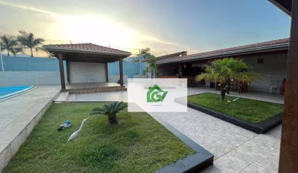 Casa com 3 dormitórios à venda, 600 m² por R$ 800.000,00 - Pegorelli - Caraguatatuba/SP