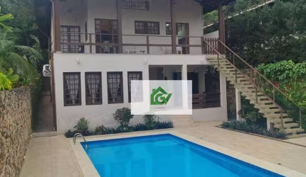 Sobrado em condomínio com 4 dormitórios à venda por R$ 2.700.000