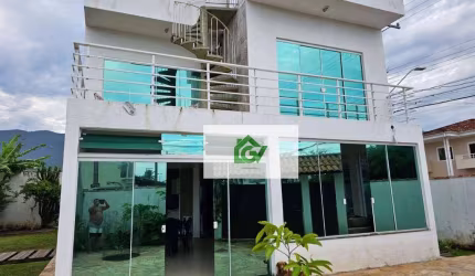 Sobrado com 4 dormitórios à venda, 220 m² por R$ 1.320.000 - Massaguaçu - Caraguatatuba/SP
