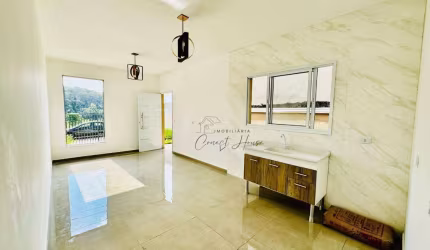Casa com 2 quartos à venda, 55 m² por R$ 380.000 - Chácara Roselândia - Cotia/SP