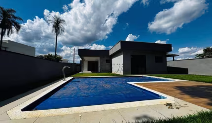 Casa com 3 suítes à venda, 256 m² por R$ 1.780.000 - Parque Belbancy - Vargem Grande Paulista/SP