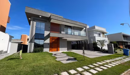 Casa para Venda em Florianópolis, São João do Rio Vermelho, 4 dormitórios, 3 suítes, 4 banheiros, 2 vagas