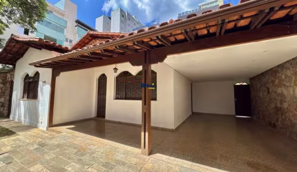 Casa com 4 quartos à venda na Rua Castelo Guimarães, 125, Castelo, Belo Horizonte por R$ 1.400.000