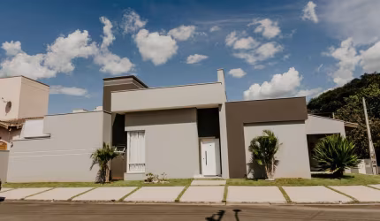 OPORTUNIDADE - CASA TÉRREA À VENDA NO CONDOMÍNIO ILHA DAS ÁGUAS EM SALTO/SP