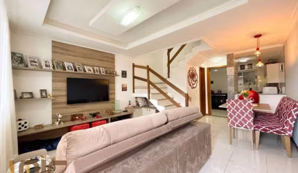 Casa com 3 dormitórios à venda, 96 m² por R$ 685.000,00 - Cascata dos Amores - Teresópolis/RJ