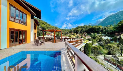 Casa com 5 dormitórios à venda, 700 m² por R$ 1.800.000,00 - Comary - Teresópolis/RJ