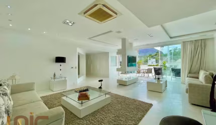 Cobertura com 4 dormitórios à venda, 489 m² por R$ 3.900.000,00 - Várzea - Teresópolis/RJ