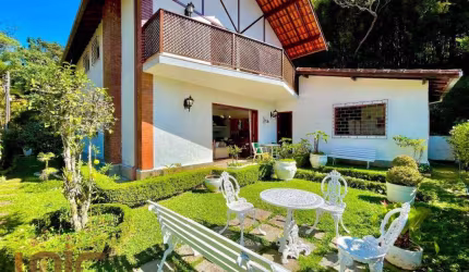 Casa com 6 dormitórios à venda, 172 m² por R$ 1.850.000,00 - Granja Guarani - Teresópolis/RJ