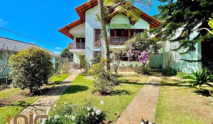 Casa com 3 dormitórios à venda, 400 m² por R$ 1.200.000,00 - Golfe - Teresópolis/RJ