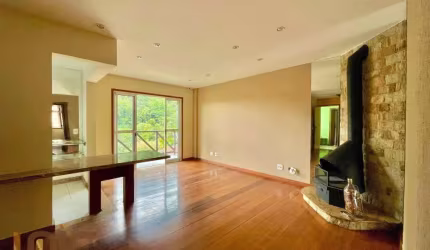 Apartamento com 3 dormitórios à venda, 140 m² por R$ 598.000,00 - Bom Retiro - Teresópolis/RJ