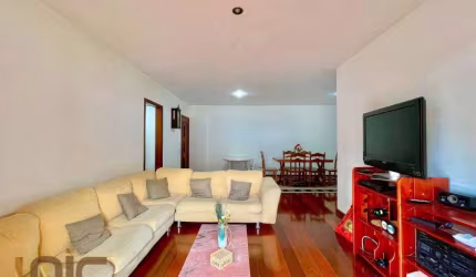 Apartamento com 3 dormitórios à venda, 144 m² por R$ 895.000,00 - Várzea - Teresópolis/RJ