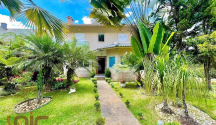 Casa com 5 dormitórios à venda, 277 m² por R$ 3.200.000,00 - Parque do Imbui - Teresópolis/RJ